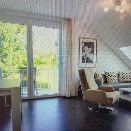 Apartment 2-zimmer-ferienwohnung Mit Hotelservice Und 2 Balkons - Golf, Bike Und Wellness Im Markgraeflerland Bad Bellingen