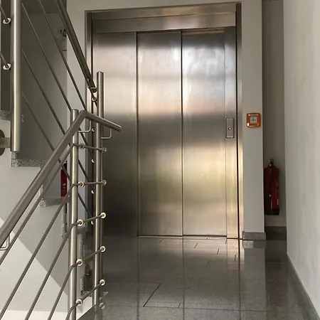 شقة Haus Grauburgunder - Ferienwohnung Rebterrasse *